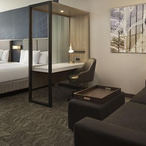 Suite Two Queen Beds Trundle Bed Hearing Accessible